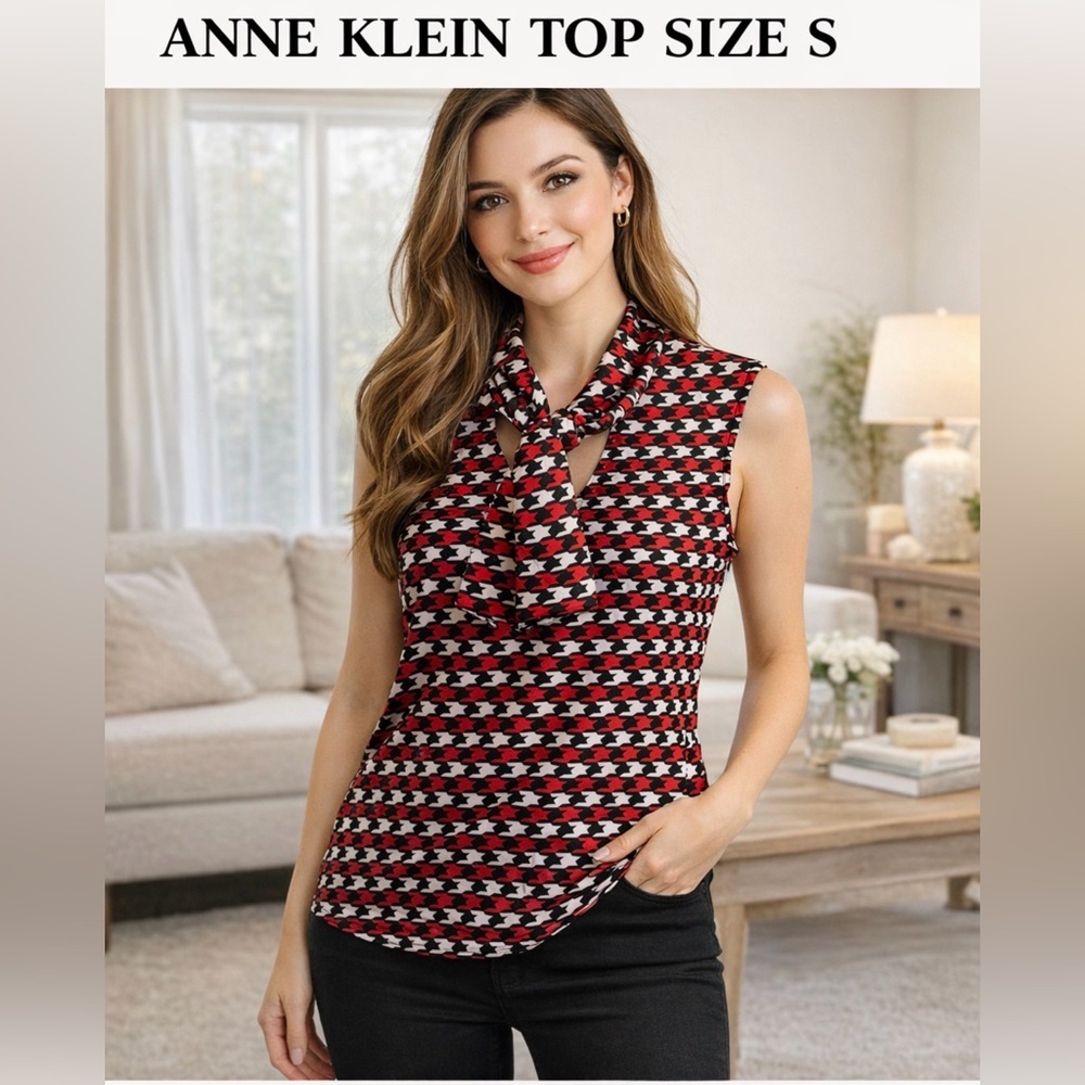 Vintage 90s Anne Klein Red Satin Chain Link Bow-Tie Sleeveless Blouse Small